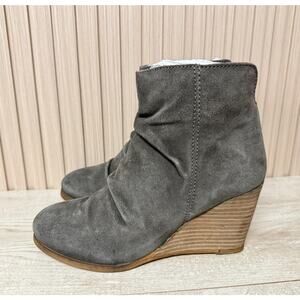 Diba Bailey Leather Suede Bootie Womens Sz 8.5M Shoes Wedge Heel in Grey